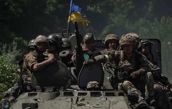 Юрий Подоляка в последней сводке от 31.07.2025 сообщил о том, что ВСУ контратакуют на Курском направлении